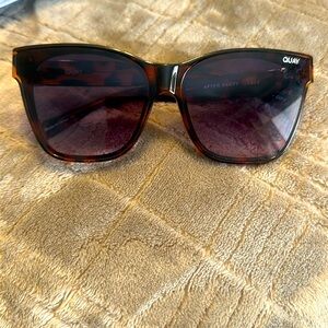 Quay sunnies excellent condition